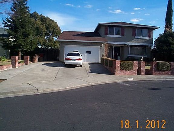 2nd image of 1933 Tanglewood Ln