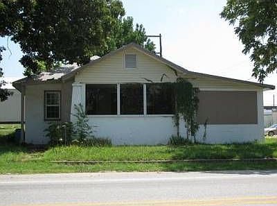 1st image of 108 1st Ave NE