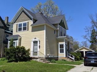 531 Lyon St NE, Grand Rapids, MI 49503