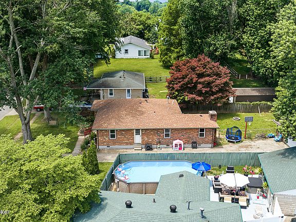 5th image of 2603 Royster Way