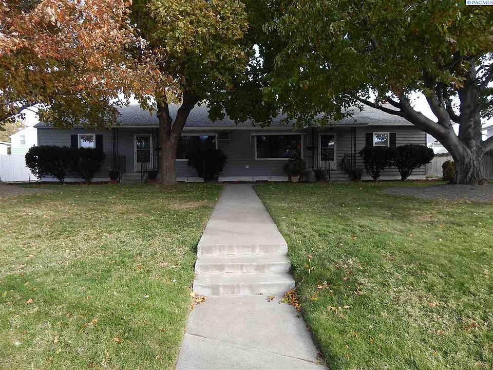 1st image of 422/424 Jadwin Ave