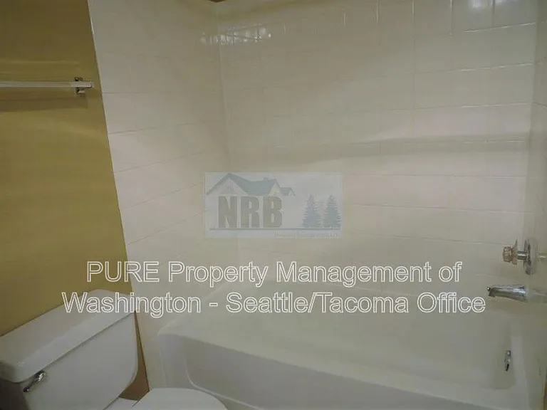 31500 33rd Pl SW #D103 — Photo 16