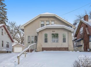 525 Ardmore St SE, Grand Rapids, MI