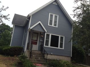 24 Michigan Ave, Dundee, IL 60118