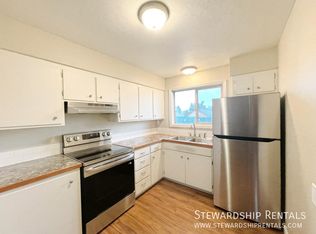 32786 E Pearl St APT 2, Eugene, OR