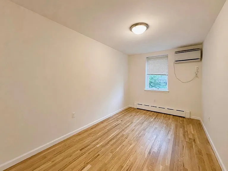 73-04 Ditmars Blvd #1L — Photo 5