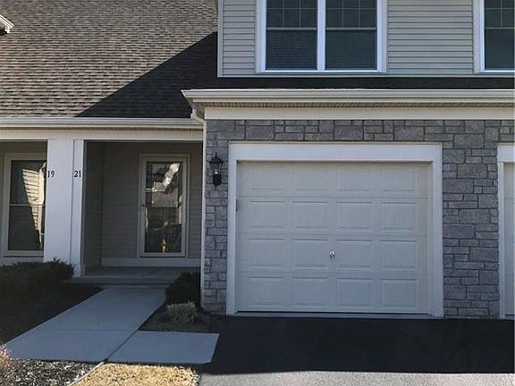 2nd image of 21 Denton Dr