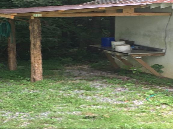 4th image of 61 Hill Dr