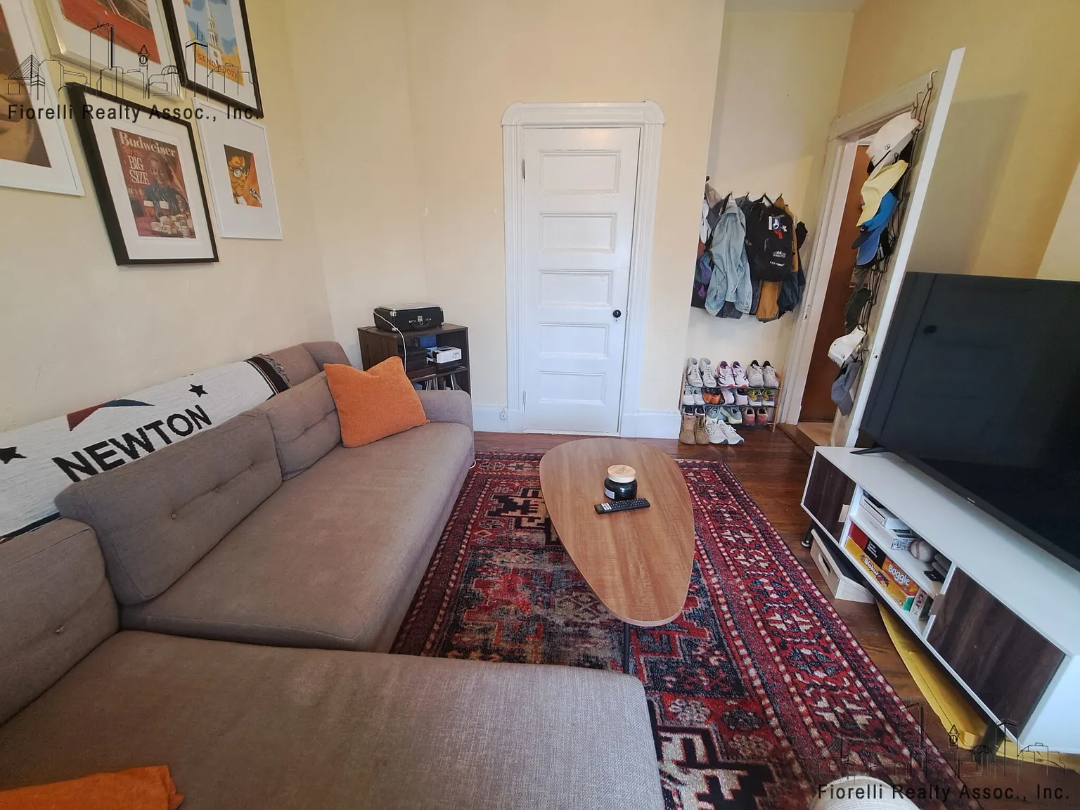 1 bed, 1.0 bath, $2,200 — Photo 4