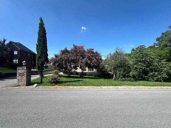4th image of 1610 Spear Point Ln