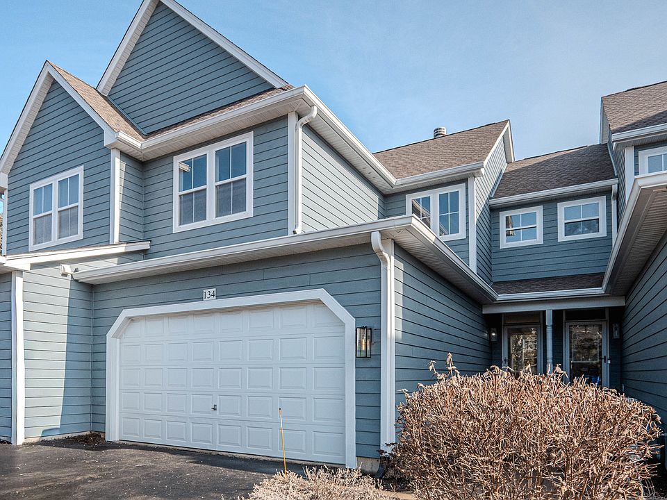 1st image of 134 Woodview Ct #134