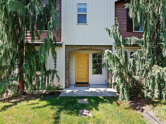 2nd image of 8842 W Pine Valley Ln