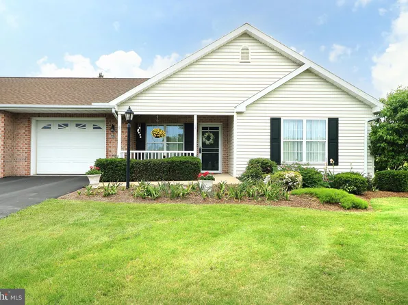 128 Penns Ct, Centre Hall, PA 16828