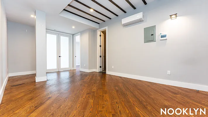 Rented by Nooklyn NYC LLC | media 2