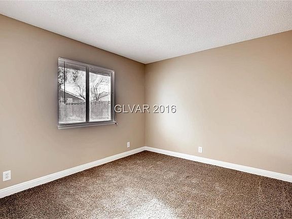 4th image of 6809 Old Castle Dr