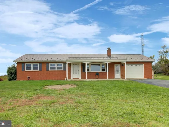 3771 Buchanan Trl W, Greencastle, PA 17225