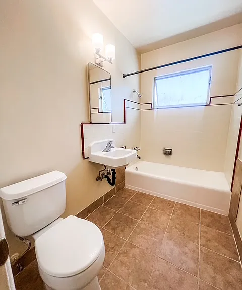 6334 Cedar St #D — Photo 12