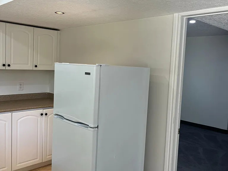 198 Summerfield Dr #LOWER — Photo 11