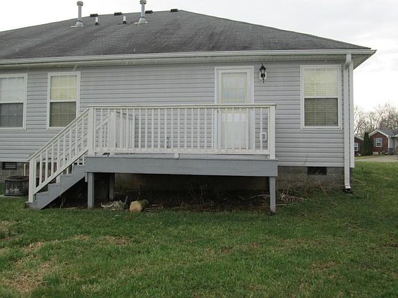 3rd image of 7118 Shutesbury Cir