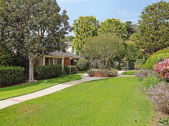 3rd image of 1356 Avenida De Cortez