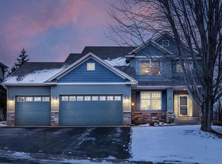 2020 Fountain Ln, Waconia, MN 55387