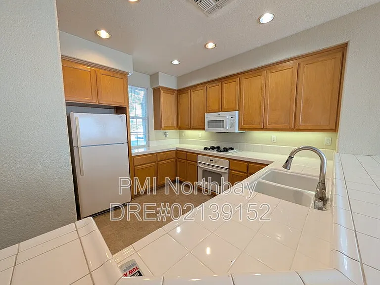6347 Newhaven Ln — Photo 6