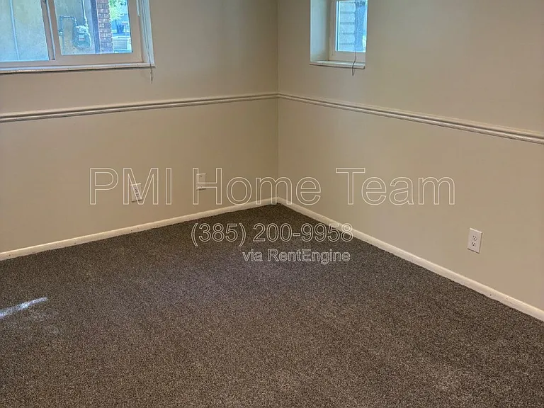 6068 S 2850 W — Photo 24