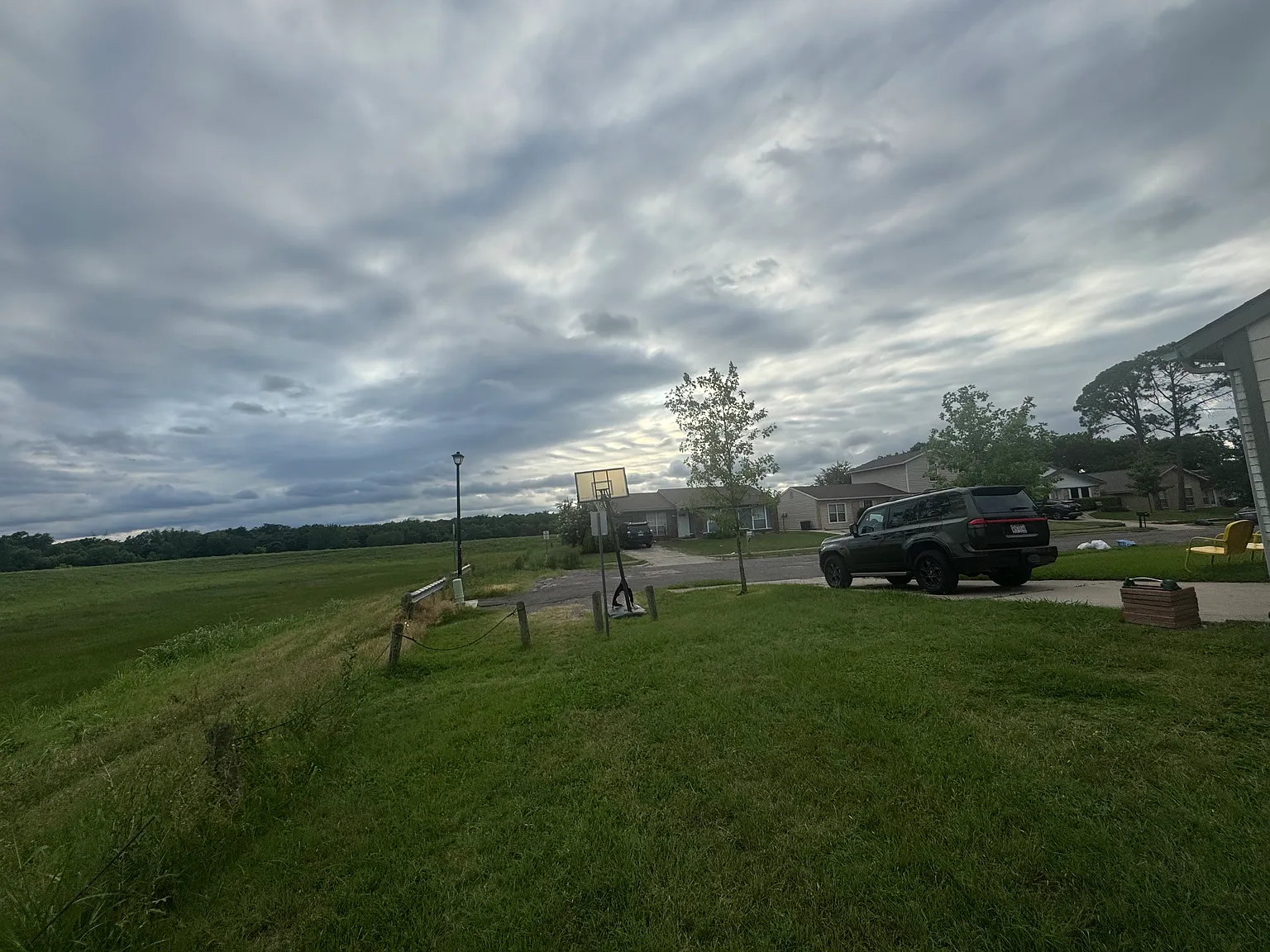 3 bed, 1346 sqft, $2,600 — Photo 2
