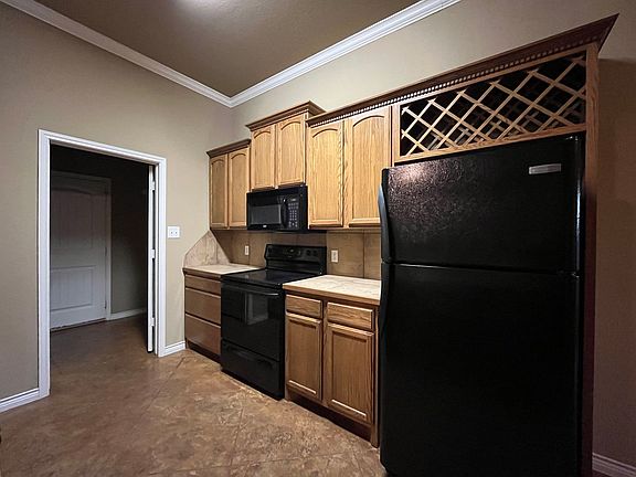 2nd image of 3132 Breton St #3136
