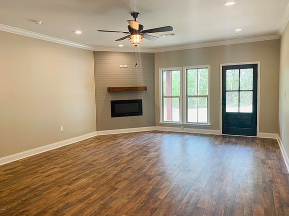 2nd image of 9332 Wild Oaks Dr