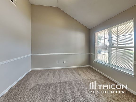 4th image of 4943 Bryant Dr