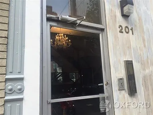 Rented by Oxford Property Group | media 28