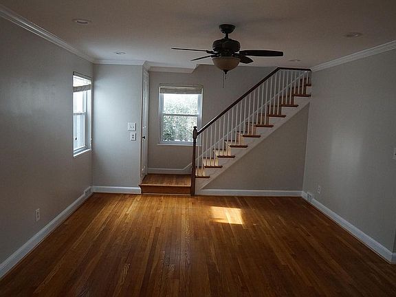 4th image of 4301 Kentbury Dr