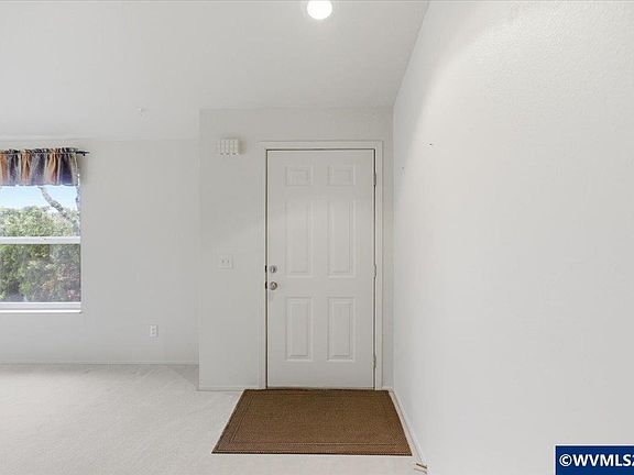 5th image of 2120 Robins Ln SE Unit 77