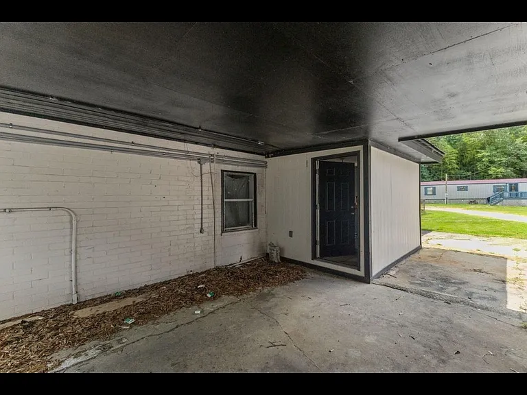 7419 US Highway 11 — Photo 10