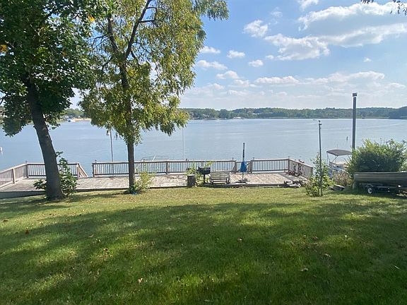 3rd image of 3403 W Lakeshore Dr