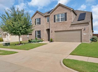 2845 Ranger Ln, Aubrey, TX 76227