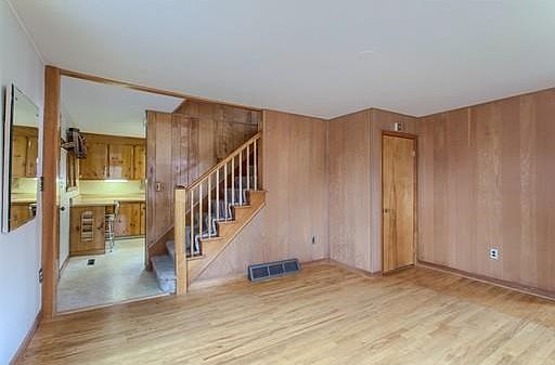 3rd image of 149 Lowell Ave