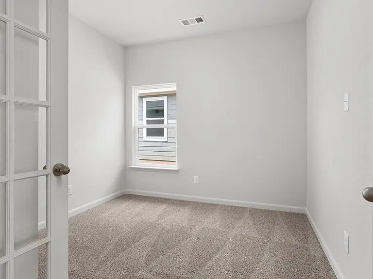 1513 Harvester Dr — Photo 11