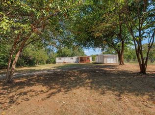 7402 Oak Dr, Edmond, OK 73034