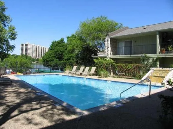 500 E Riverside Dr APT 109, Austin, TX 78704