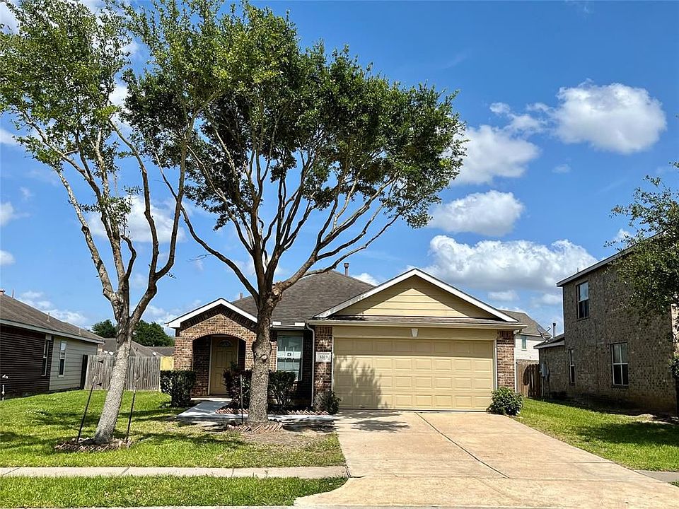 1st image of 3203 Trail Hollow Dr