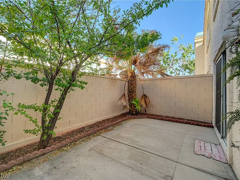 8039 Teresita Ave — Photo 47