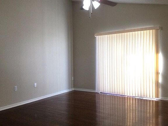 5th image of 4303 Iveyglen Ave