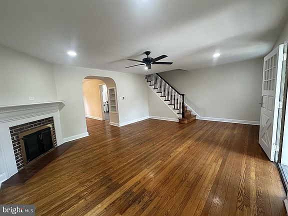 4th image of 2919 N Broom St