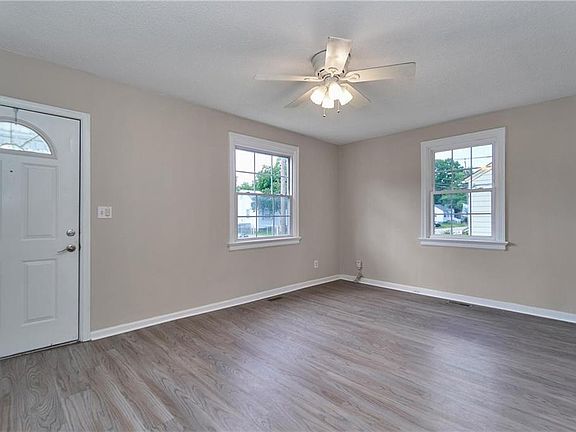 Spacious family room with new flooring