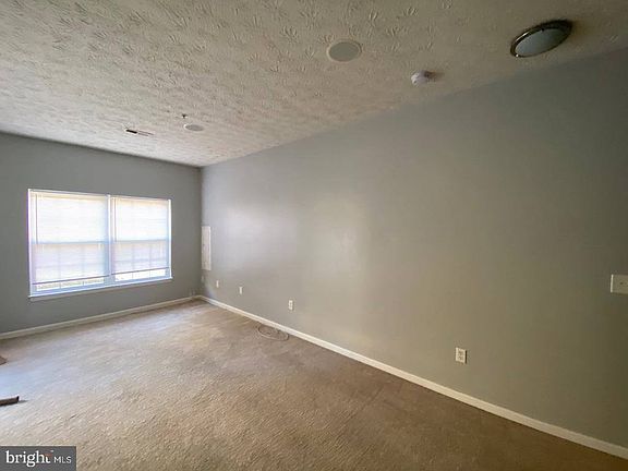 4th image of 8219 Barrington Ct