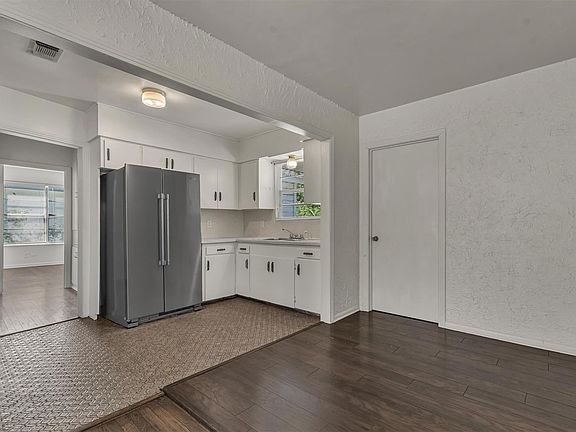 4th image of 5408 Joe Sayers Ave