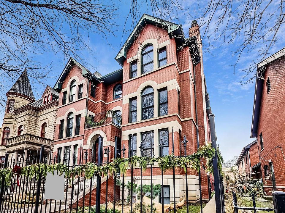 1st image of 2117 W Evergreen Ave #1SE