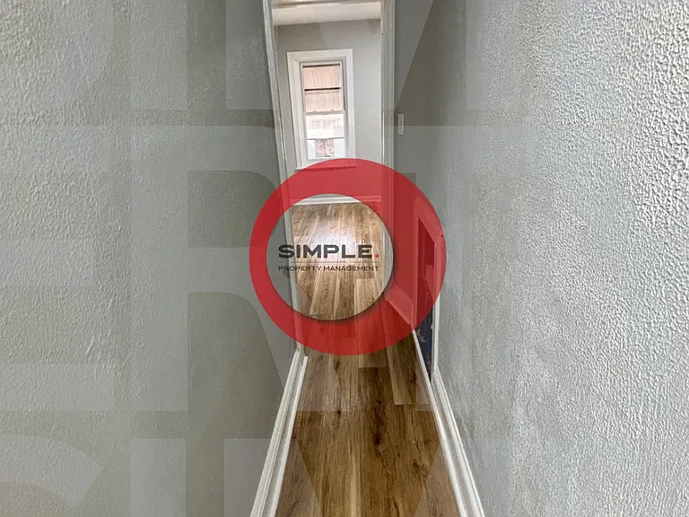 426 Wunder St — Photo 3